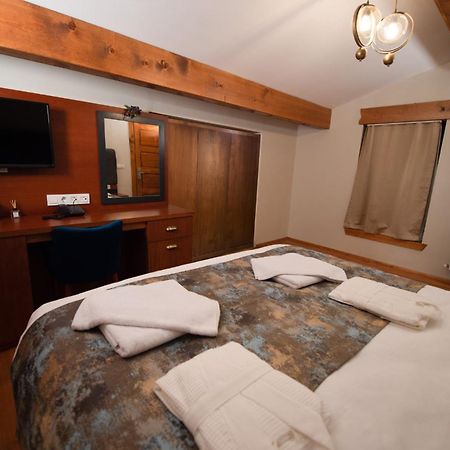 Ahiska Palas Otel Kars Ngoại thất bức ảnh
