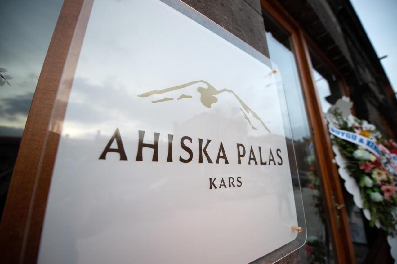 Ahiska Palas Otel Kars Ngoại thất bức ảnh