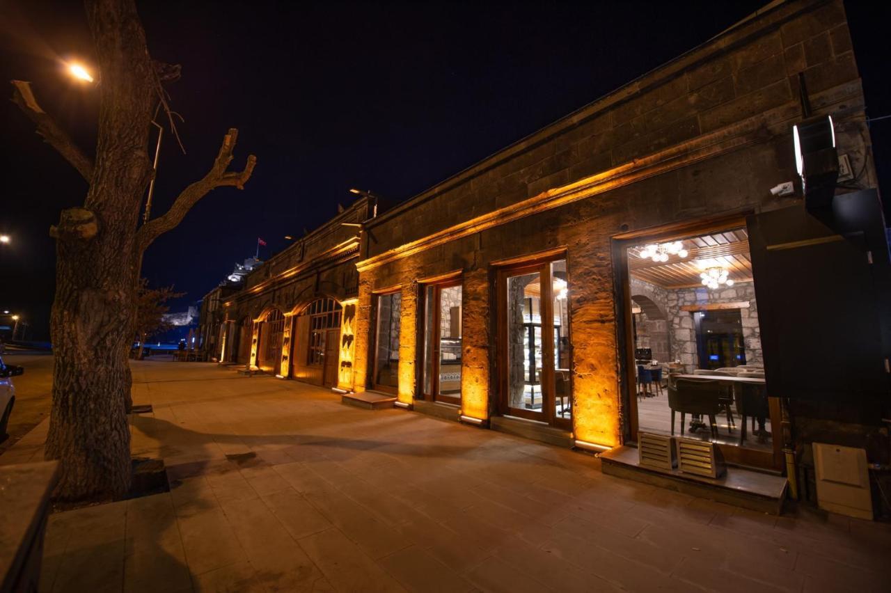 Ahiska Palas Otel Kars Ngoại thất bức ảnh