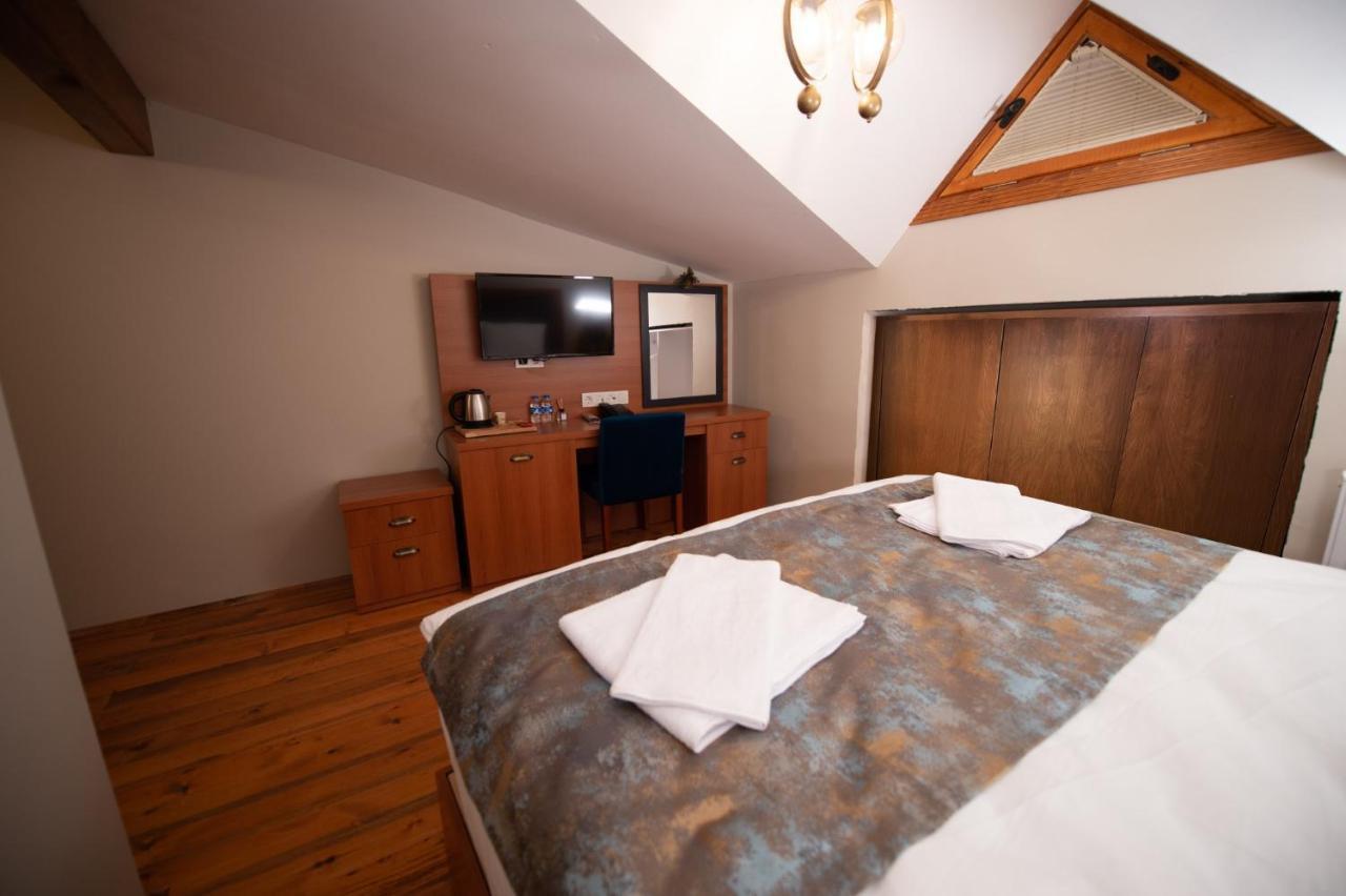 Ahiska Palas Otel Kars Ngoại thất bức ảnh