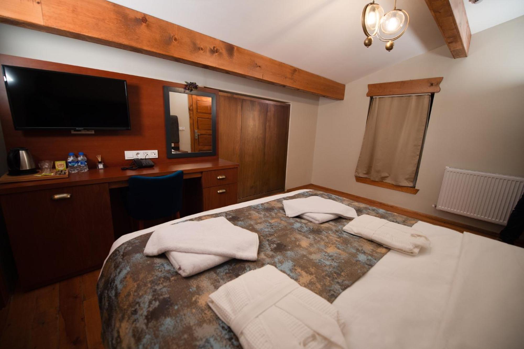 Ahiska Palas Otel Kars Ngoại thất bức ảnh